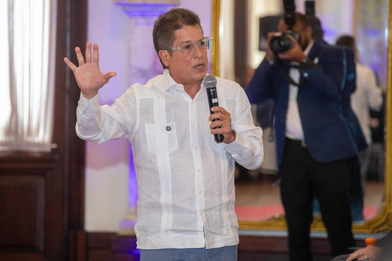 Presidente Abinader presenta la transformación de RTVD, la televisión pública