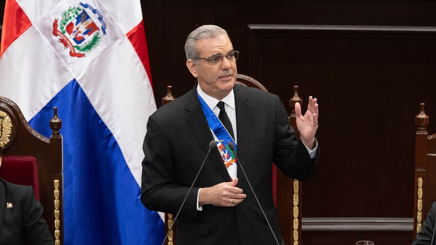 Luis Abinader rinde cuentas entre obras construidas y promesas incumplidas