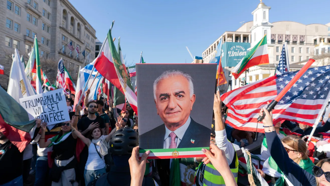 Reza Pahlavi, príncipe heredero exiliado, insta a iraníes a “terminar el trabajo” y respalda la intervención de Trump en Irán