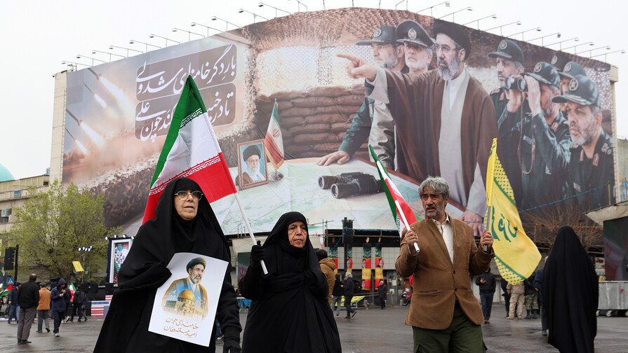 Ejército iraní amenaza con destruir infraestructura energética de EEUU tras ataque a isla