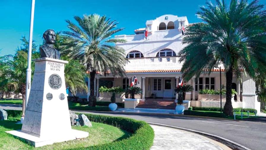 RD hace un llamado al diálogo y “repudia enérgicamente” los ataques de Irán contra estados del Golfo