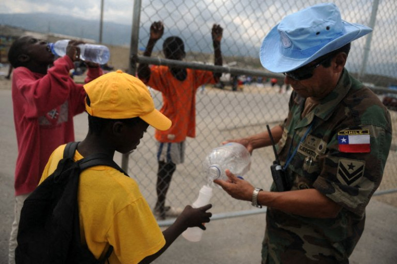 Haitianos esperan dialogar con Gobierno de Chile para tratar caso de niños inubicables