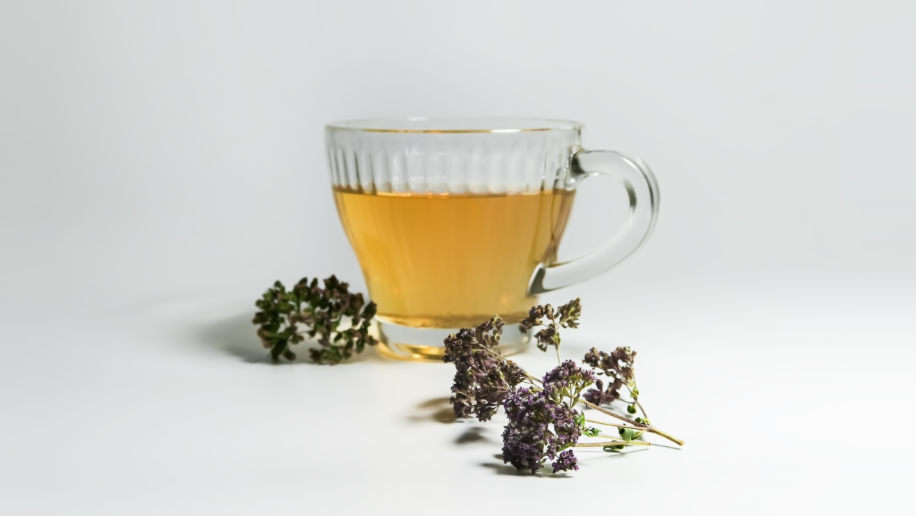 ¿Para qué sirve el té de orégano? 8 beneficios respaldados por la ciencia