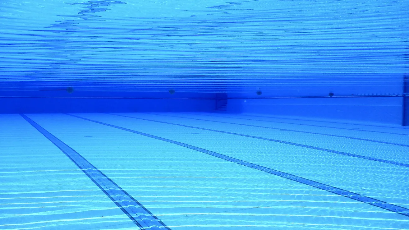 Piscinas públicas de Nueva York abren temporada de verano 2026 hasta septiembre; hay clases gratis de natación