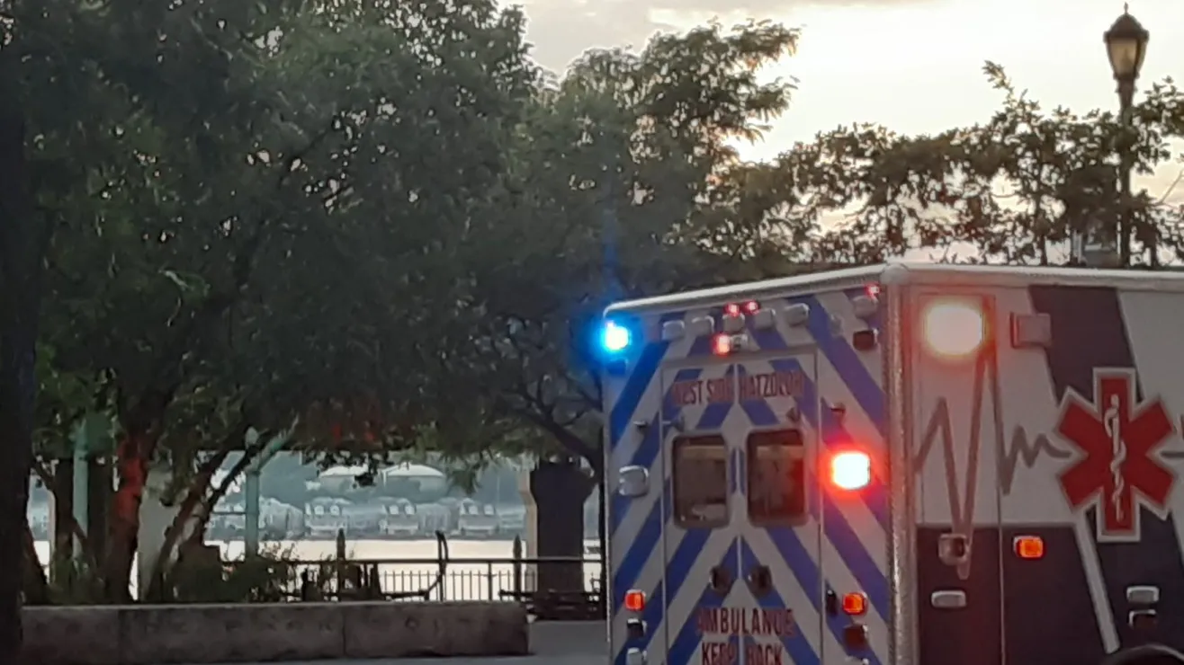 Dos niños mueren en accidente de bote conducido por su abuelo: tragedia de verano en NJ