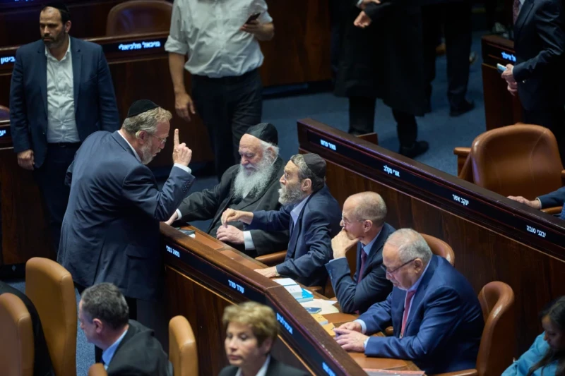 Aprueban leyes para blindar exención militar ultraortodoxos