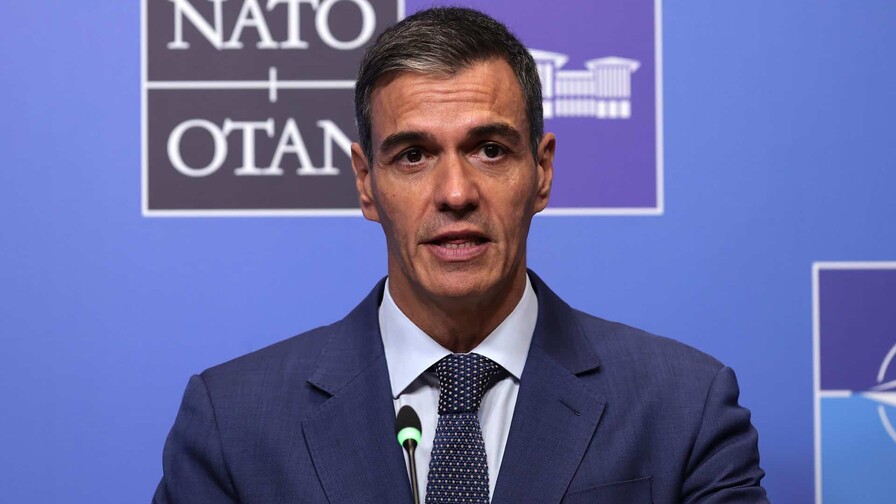 Pedro Sánchez dice que Rajoy “avergüenza” a España con su comentario sobre la selección francesa