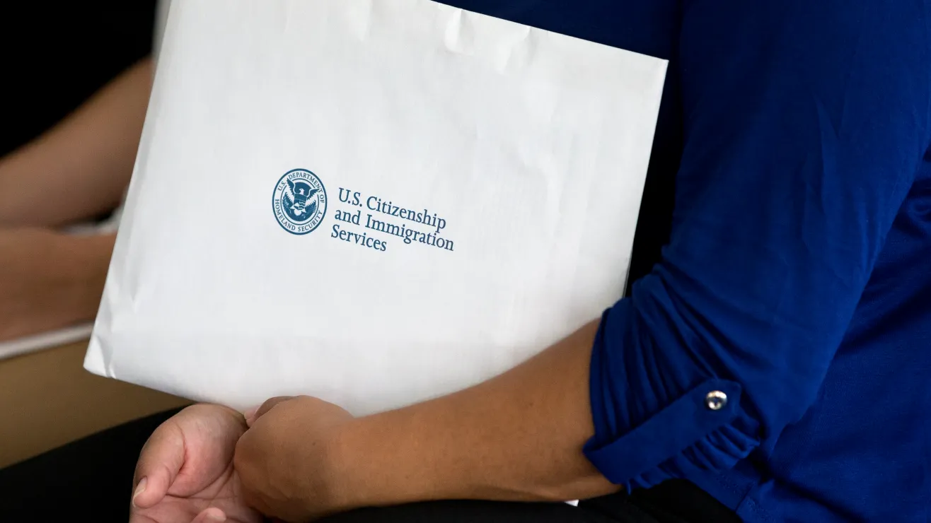 ¿Por qué el Departamento de Estado de EE.UU. ha revocado 600 visas a través de nuevo grupo de trabajo?