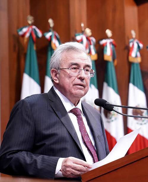 Gobernador mexicano acusado de narcotráfico en EEUU se separa del cargo