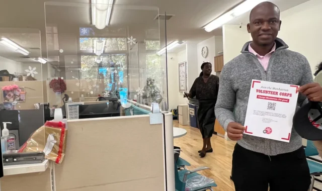 Abren nuevo centro de bienvenida para inmigrantes en Harlem