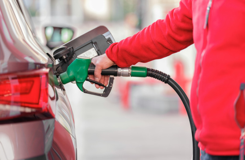 Alza de los combustibles genera rechazo en la población
