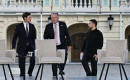 Zelenski sostiene nuevas pláticas con enviados de EEUU