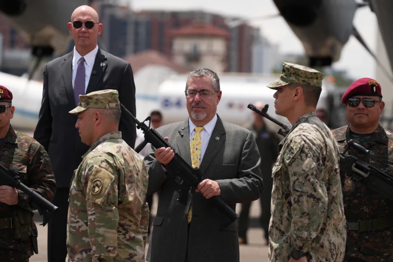 Guatemala compra armas a Washington