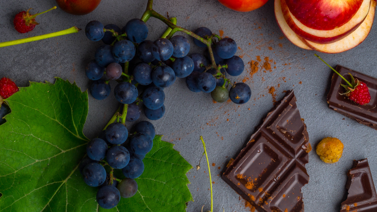 3 errores que aceleran el envejecimiento (y los alimentos para frenarlo)