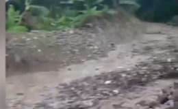 Crecida de arroyo Lima afecta los trabajos del puente de Villa Los Indios en Padre Las Casas
