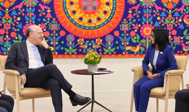 Delcy Rodríguez dice desde Nueva York que Venezuela “sigue abriendo caminos de diálogo y cooperación”