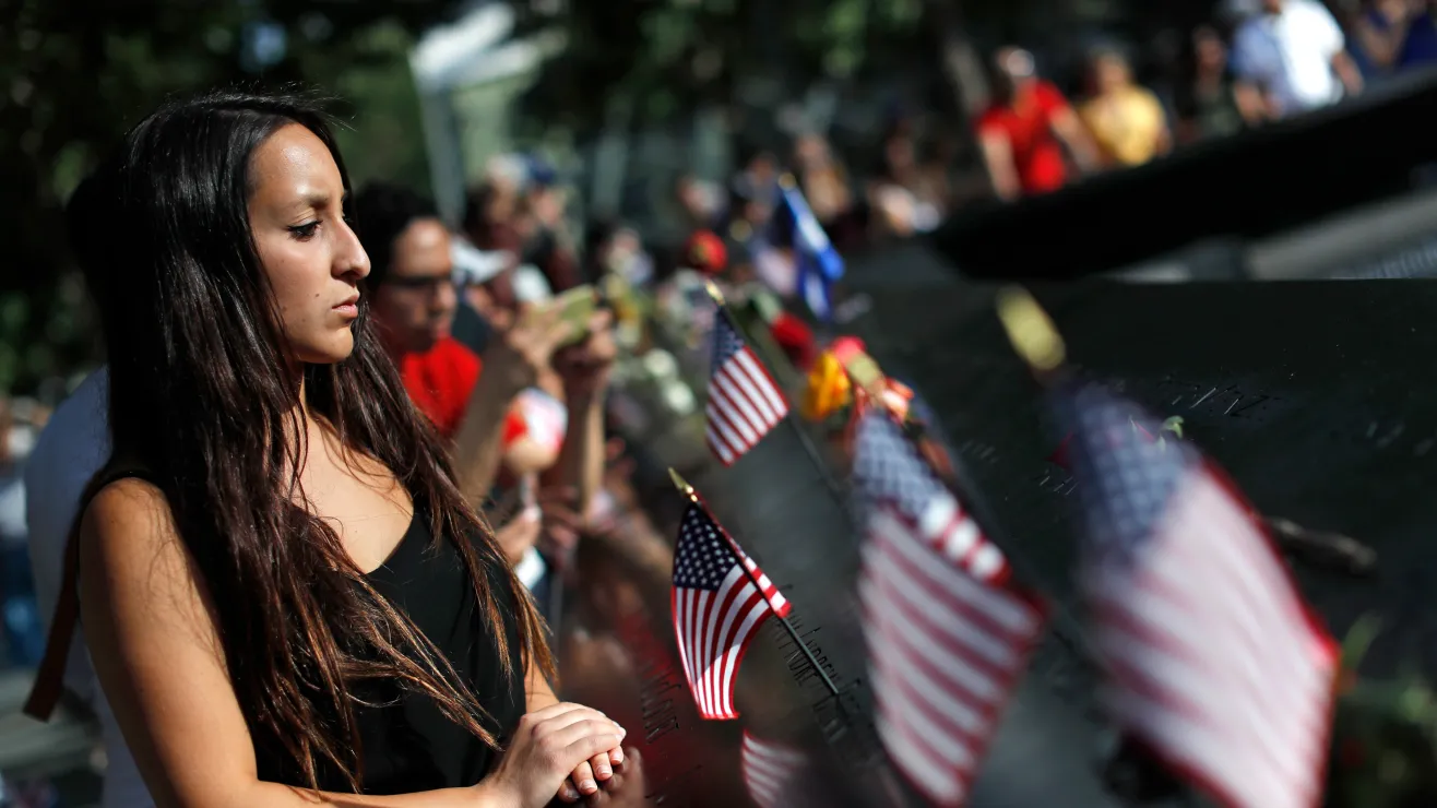 Nueva York destina $1 millón para enseñar a estudiantes sobre el 11-S a 25 años de los ataques