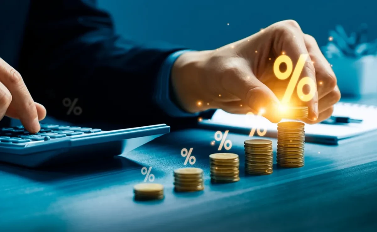 Estas cuentas de ahorro generan mayor rendimiento con el alza de las tasas de la Fed; podrían pagar $372 más