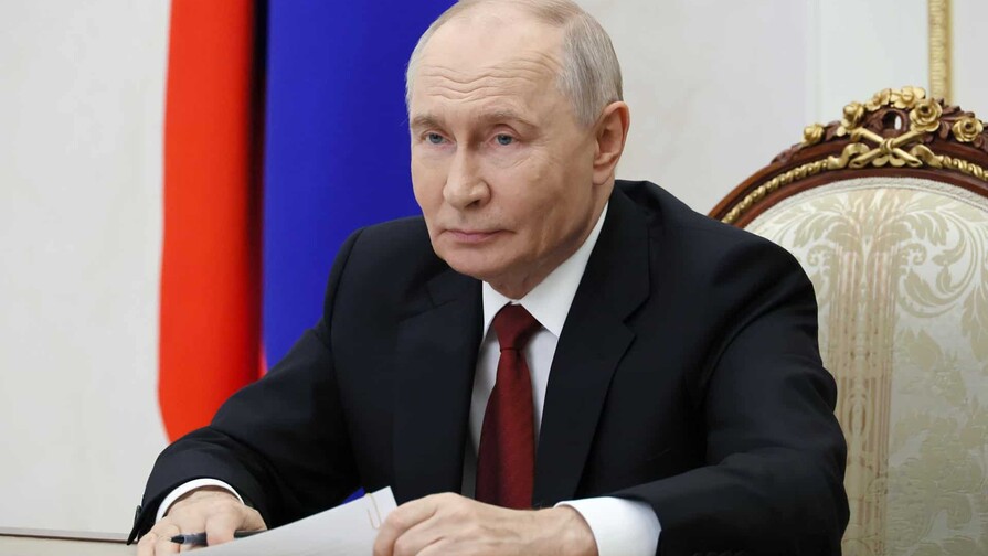 El partido de Putin logra una supermayoría en elecciones parlamentarias