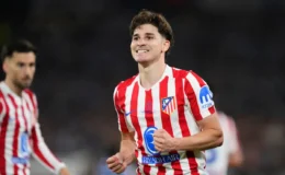 Multan al FC Barcelona con 602 euros por su irregular accionar en la negociación por Julián Álvarez