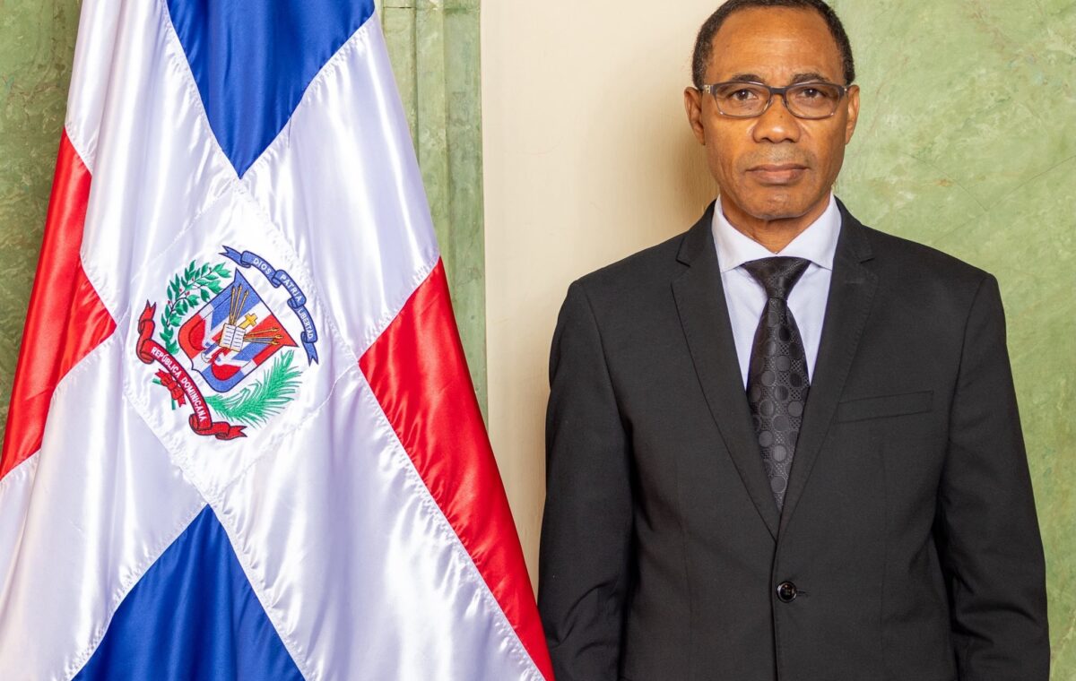 Juez Stanislav Rodríguez plantea cambios al Código de Trabajo para proteger a las pequeñas empresas