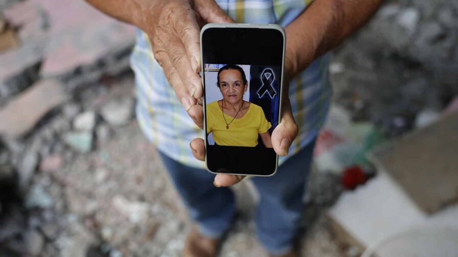 Muere mujer herida en el terremoto de Panamá, el primer deceso relacionado con el sismo